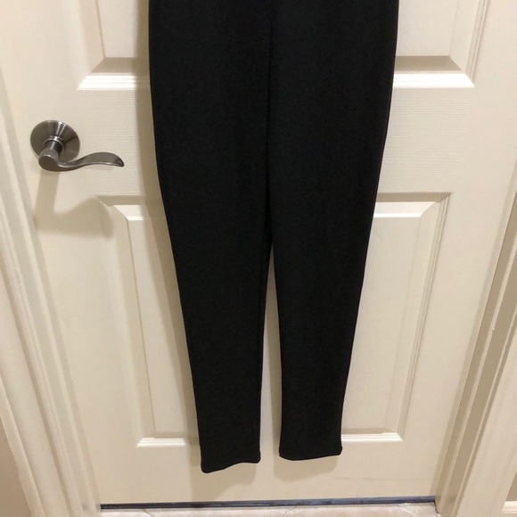Beautiful brand new cut out pant suit - Picture 3 of 5